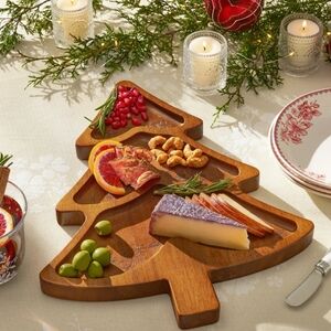 ❤️ 2025 The Pioneer Woman Holiday Tree Serving Acacia Wood Board